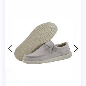 Wally Chambray Hey Dude slip on shoes